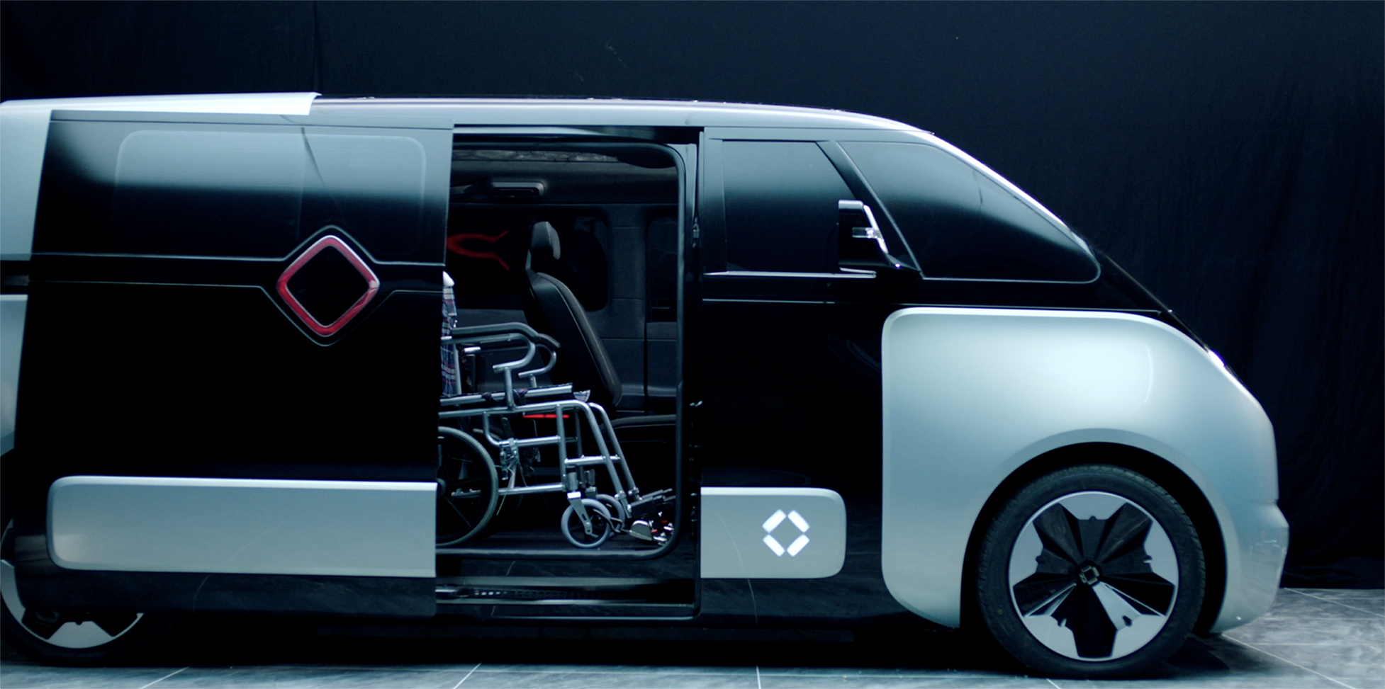 11-盒子汽車可實現輪椅上車還.png