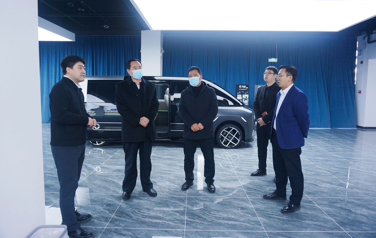 洛陽市交通運輸局考察團蒞臨盒子汽車考察指導
